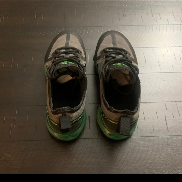 Nike 4.5 Air VaporMax Scream Green Shoes - Picture 10 of 11